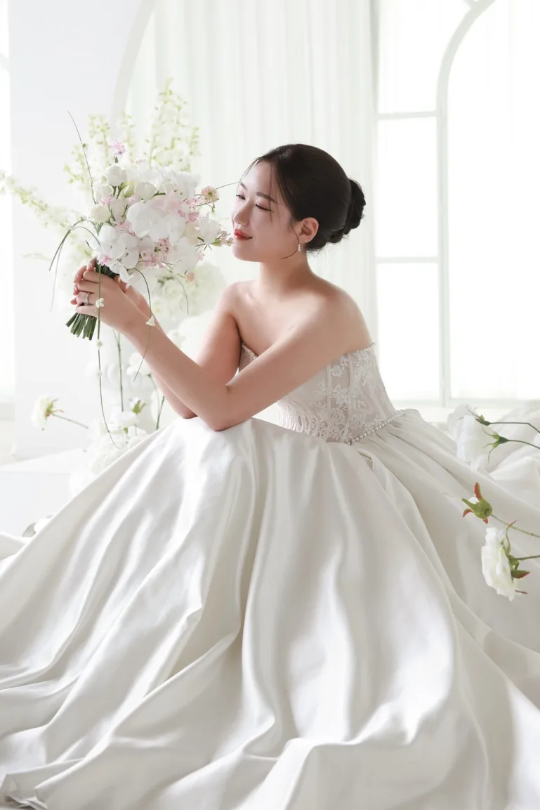 박지현 사진